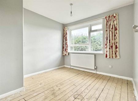 Bed 4.jpg