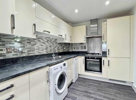 Kitchen c.jpg