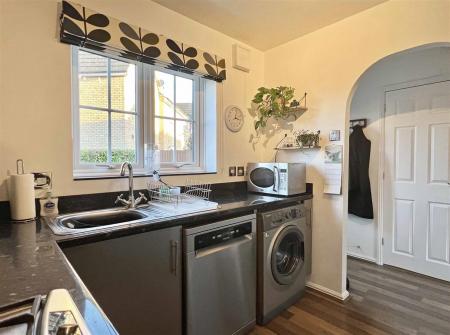 Kitchen c.jpg