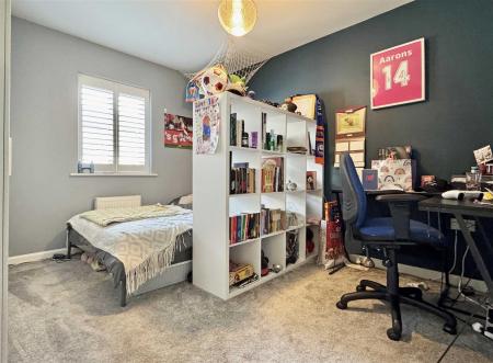 Bedroom 2b.jpg