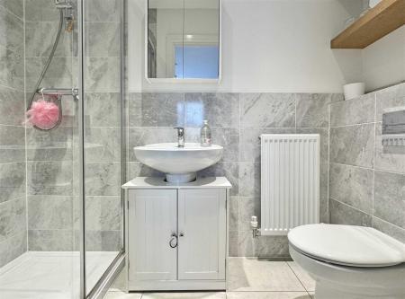 En-Suite b.jpg