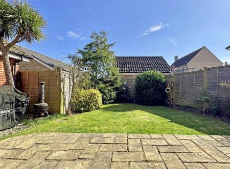 Rear Garden b.jpg