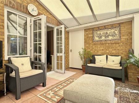 Conservatory b.jpg