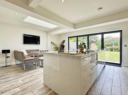 Kitchen Family Room.jpg