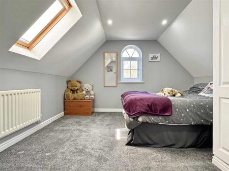 Bedroom 2.jpg