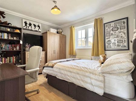 Bedroom 4.jpg