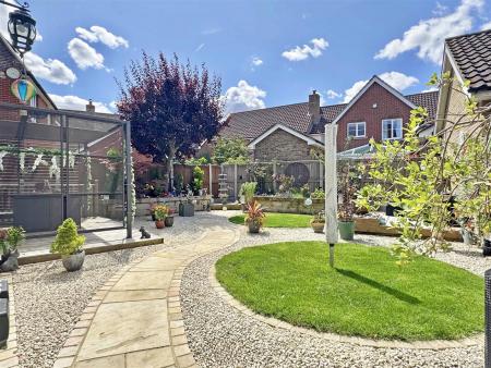 Rear Garden d.jpg