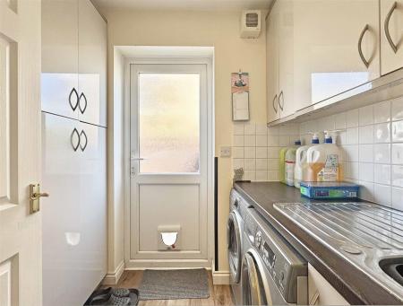 Utility Room b.jpg