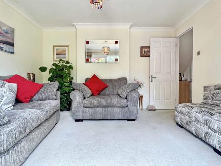 Playroom Office b.jpg