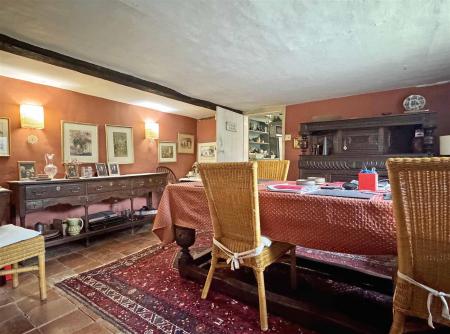 Dining Room.jpg