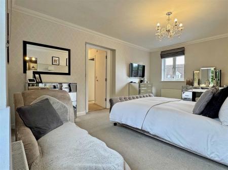 Master Bedroom.jpg