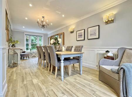 Dining Room.jpg