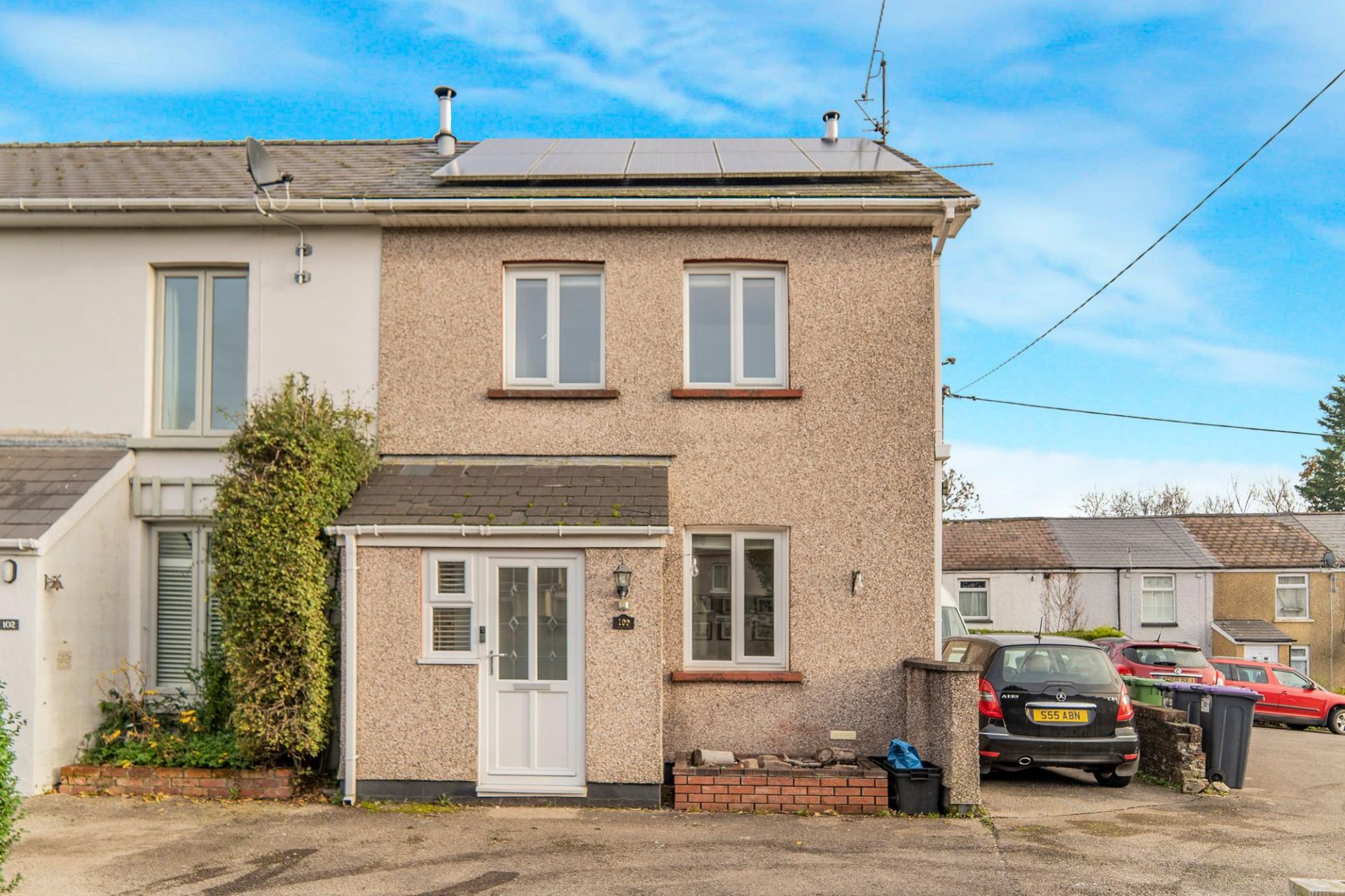 2 bedroom SemiDetached House for sale in Pontypool