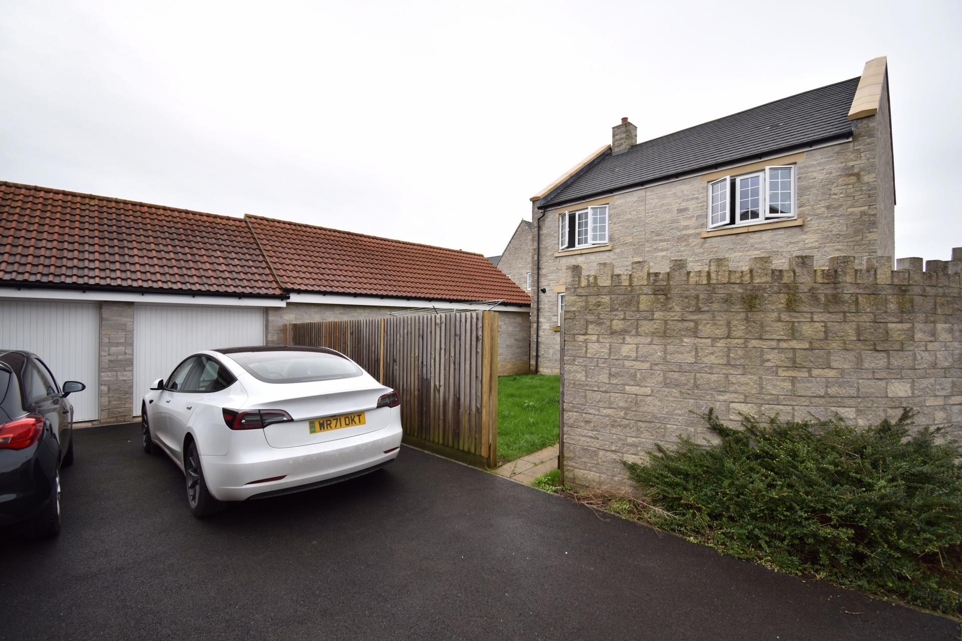 4 bedroom House for sale in Somerton