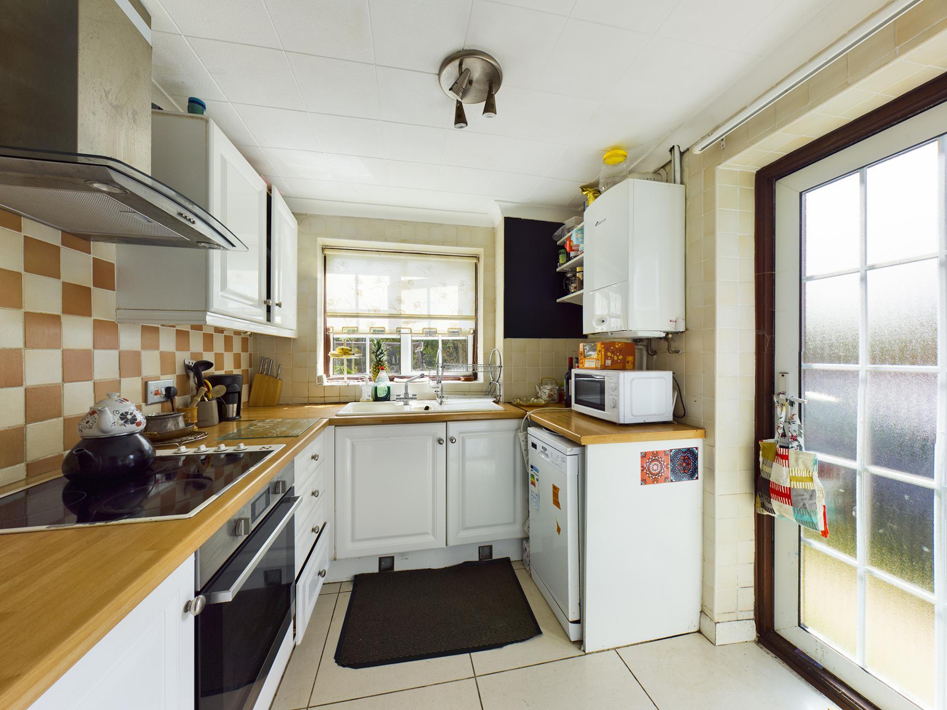 3 bedroom House for sale in Crawley