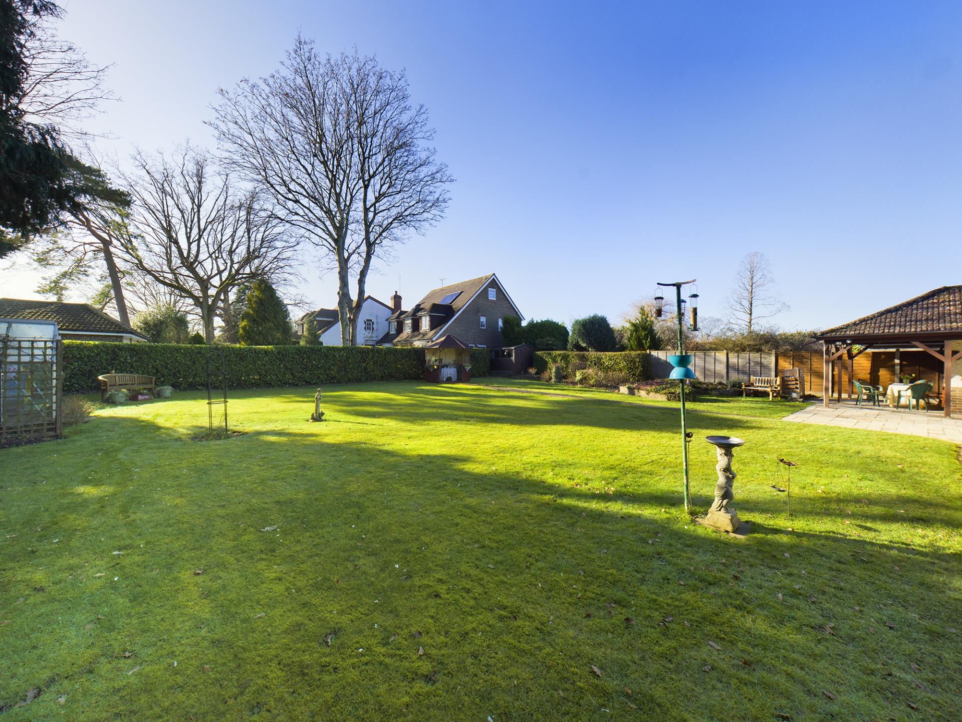 3 bedroom Bungalow for sale in Crawley