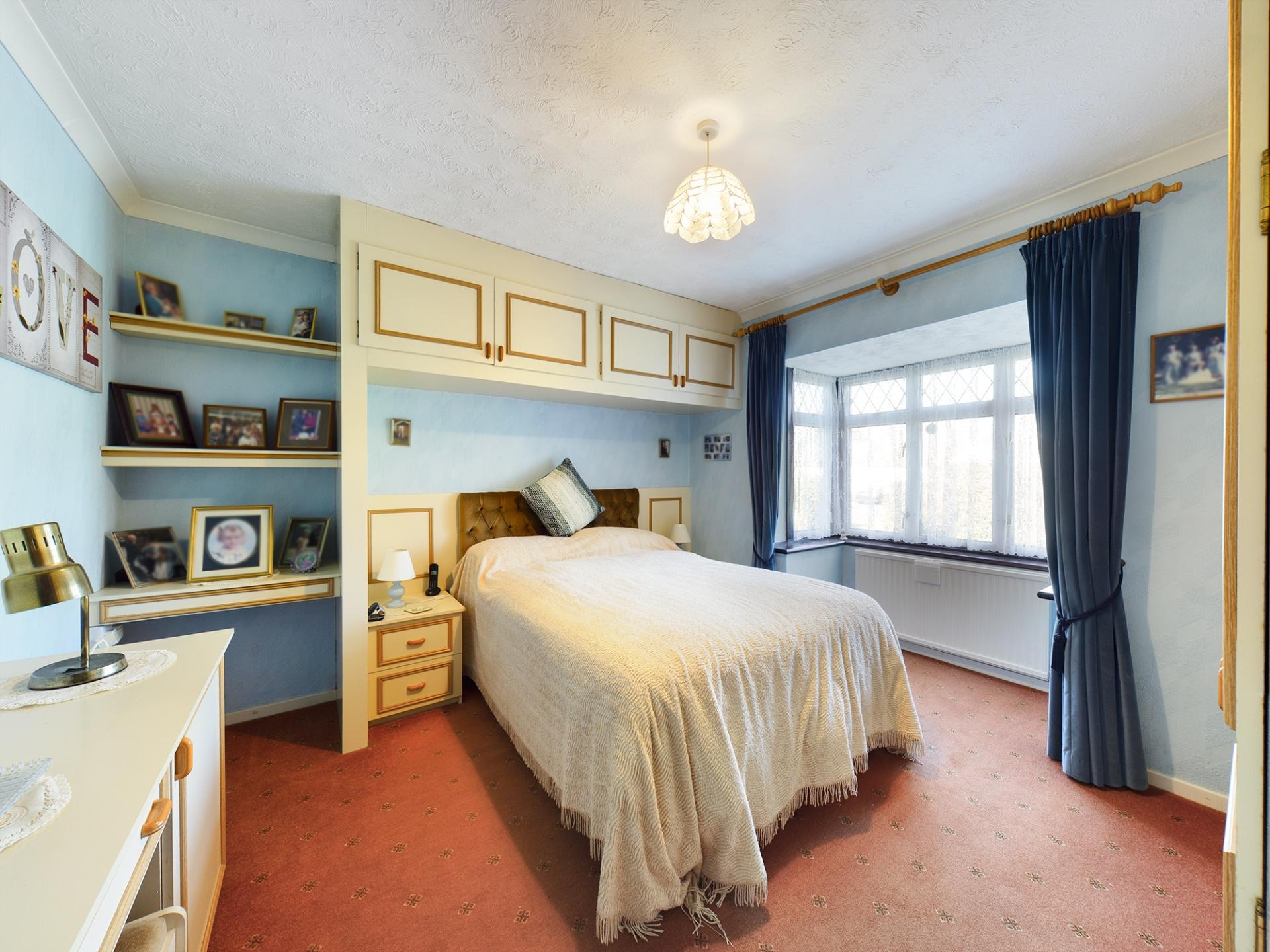 3 bedroom Bungalow for sale in Crawley