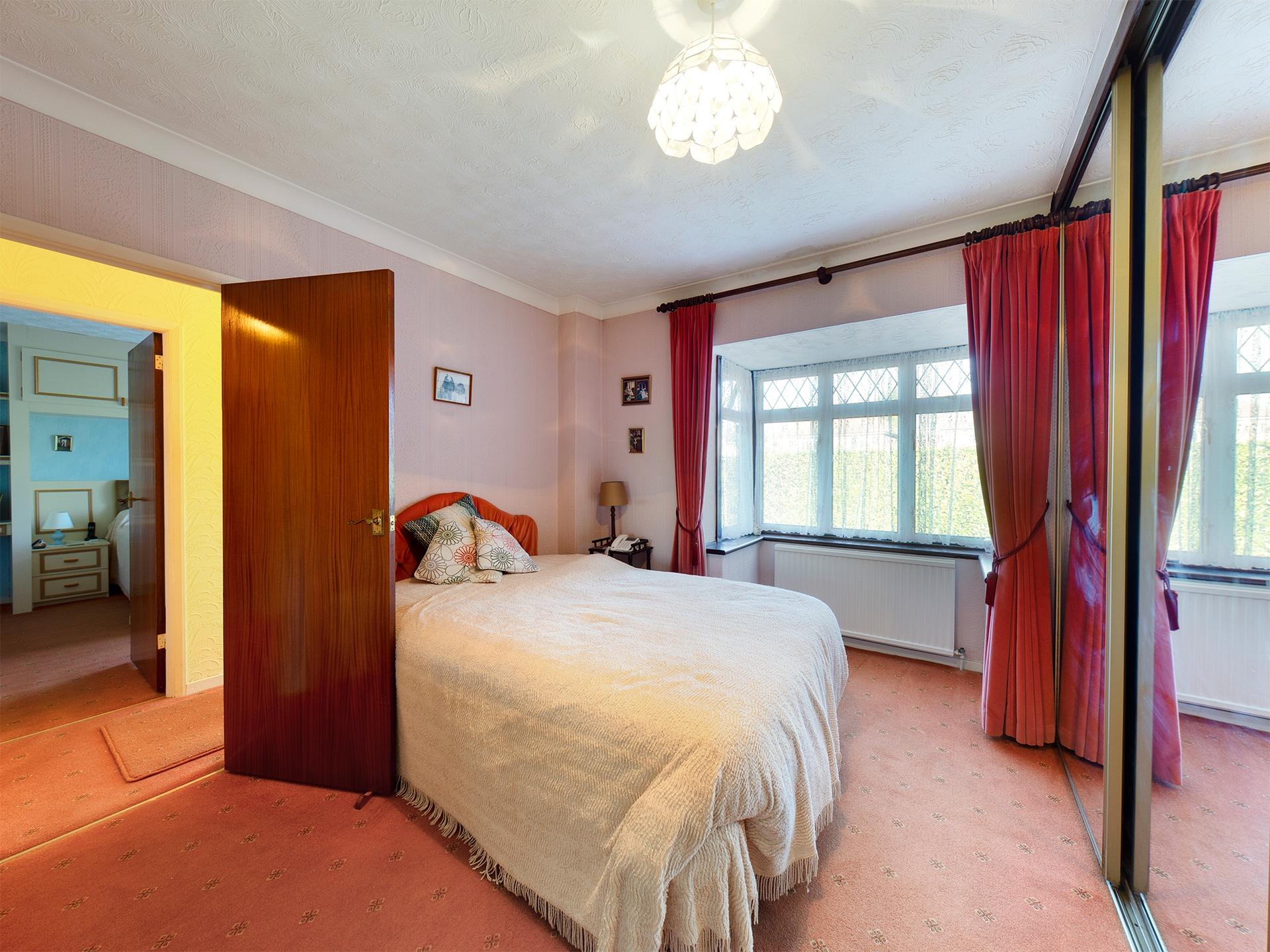 3 bedroom Bungalow for sale in Crawley