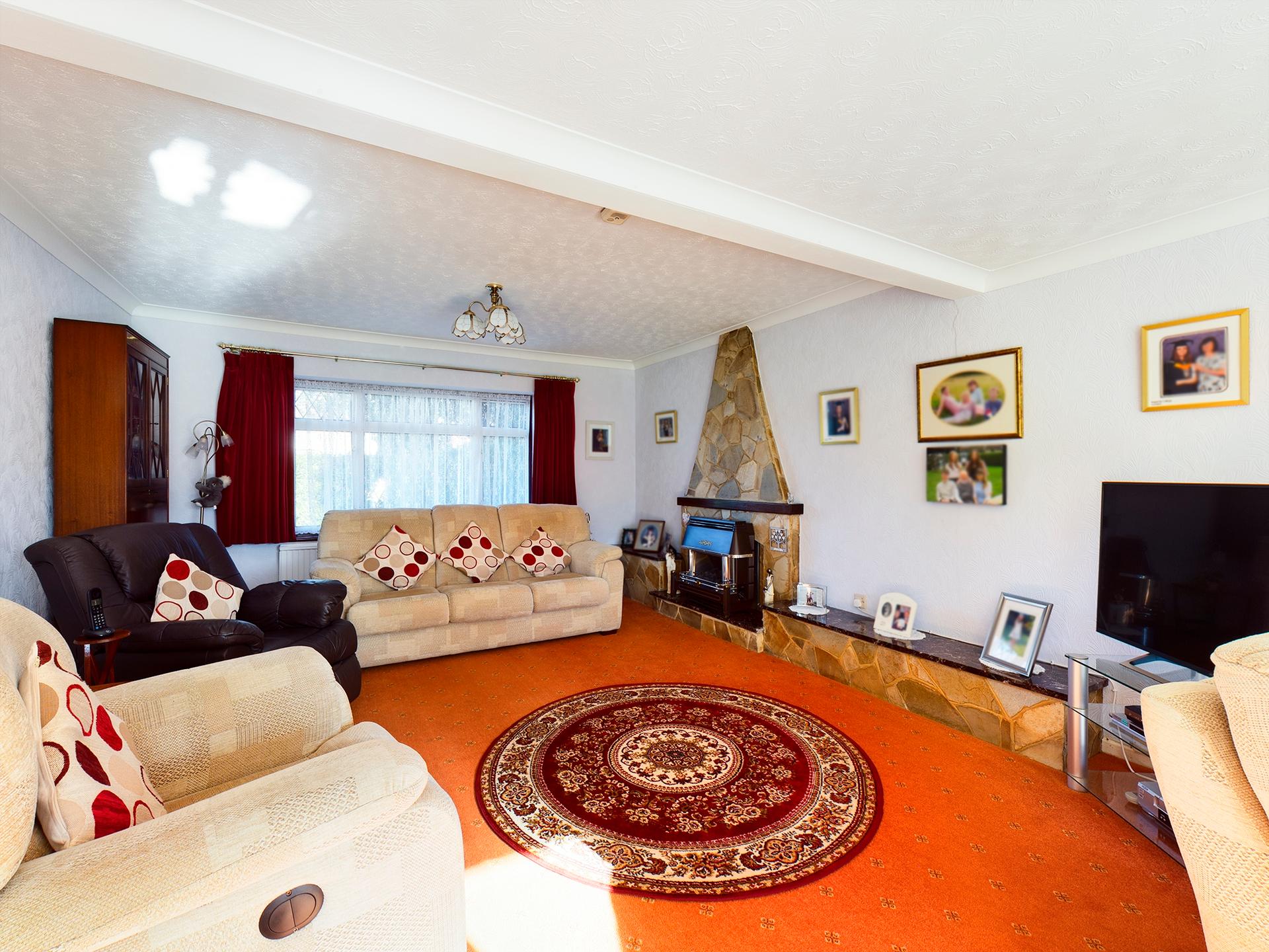 3 bedroom Bungalow for sale in Crawley