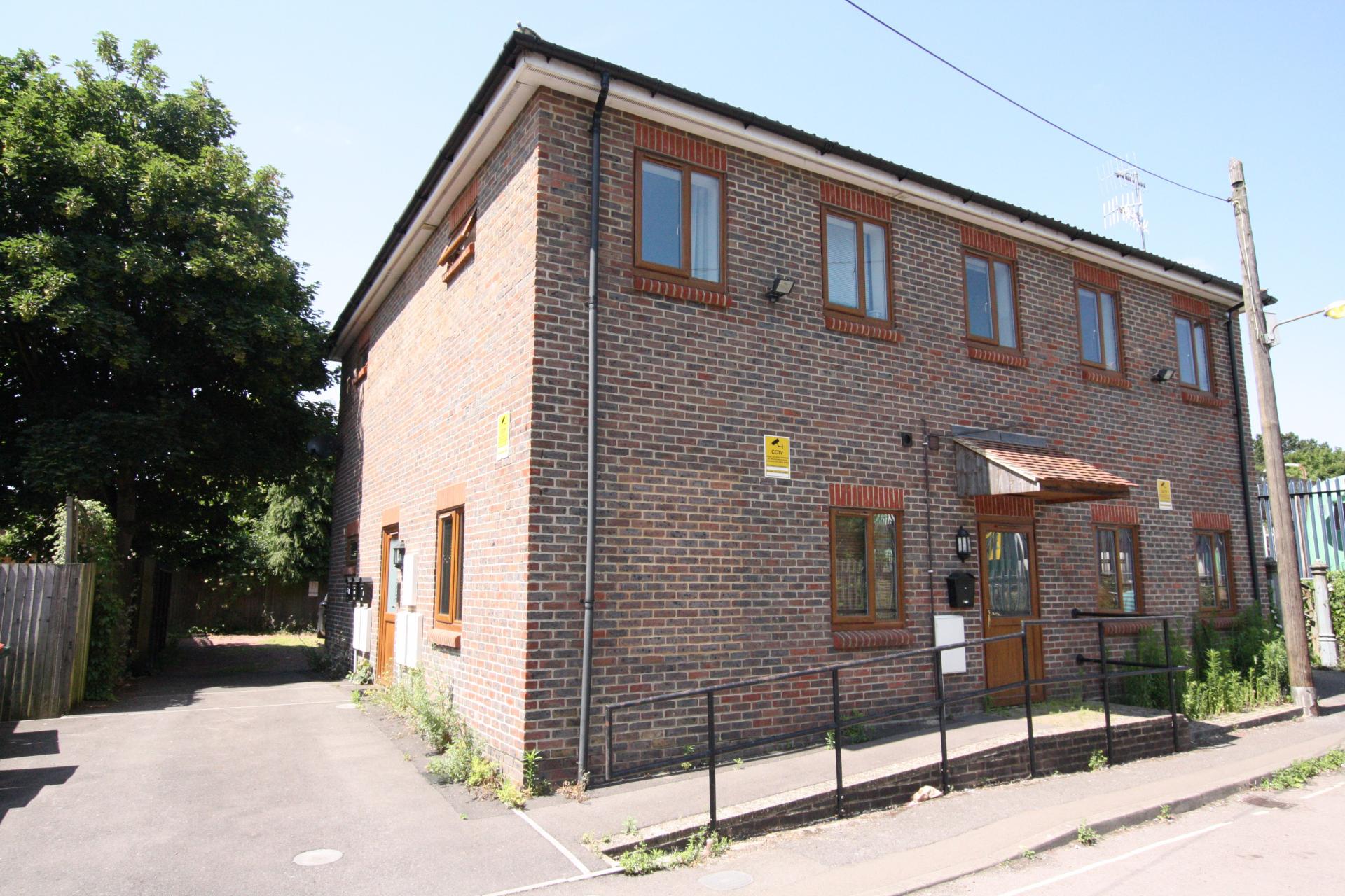 1 bedroom Flat for sale in Crawley