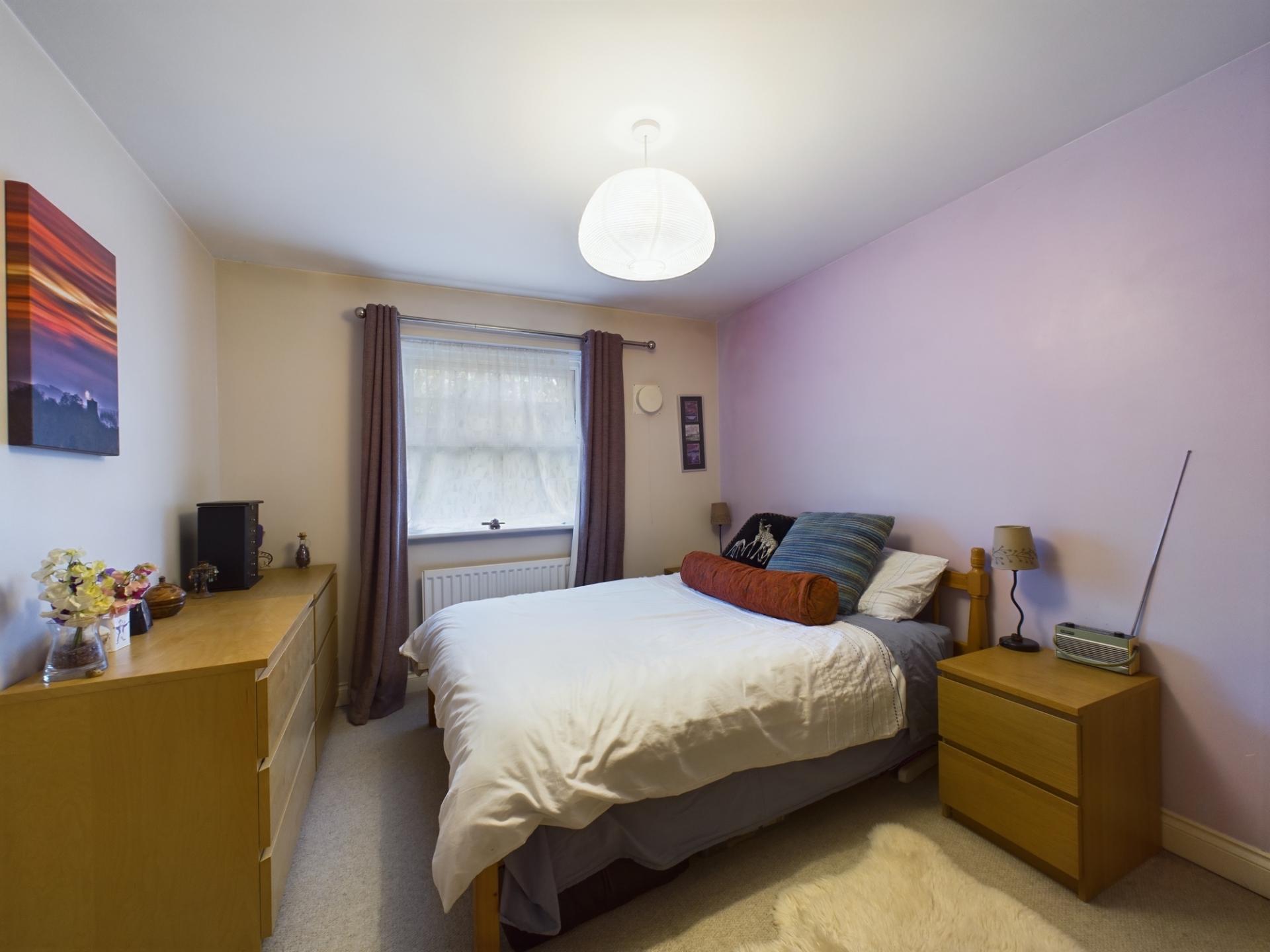 1 bedroom Apartment for sale in Crawley