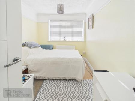CAM02600G0-PR0454-STILL015.jpg