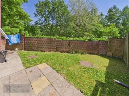 CAM02600G0-PR0456-STILL021.jpg