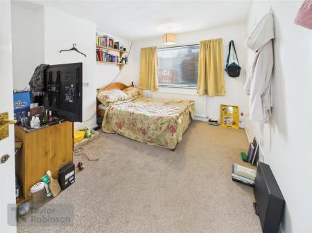 CAM02600G0-PR0464-STILL011.jpg