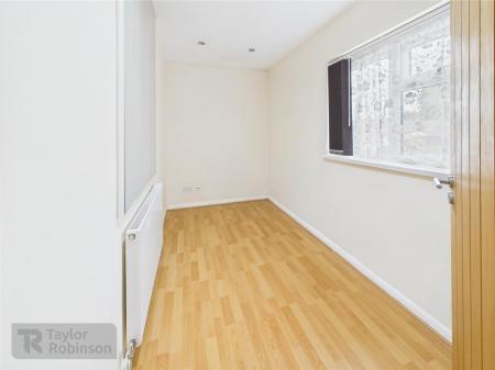 CAM02600G0-PR0465-STILL013.jpg