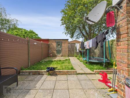 CAM02600G0-PR0470-STILL008.jpg