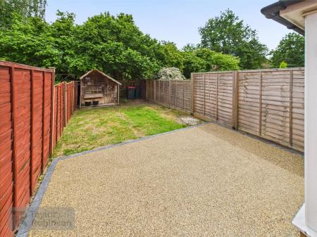 CAM02600G0-PR0480-STILL016.jpg