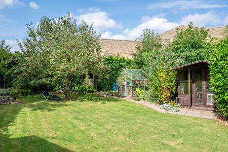 Main House - Garden