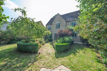 Rear & Garden