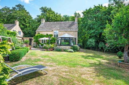 Rear & Garden