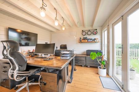 Summer House Office