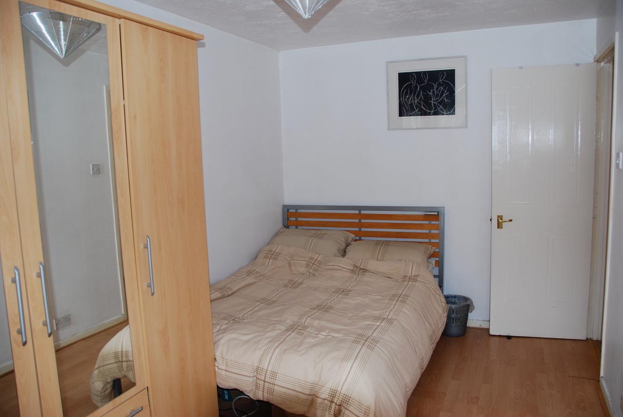 2 bedroom Flat for sale in London