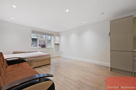 CHMAA - Waterfront House (6).jpg