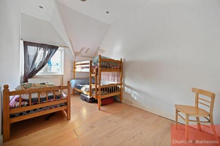 BCCHMAH - Flat 2, 109 High Street - Bedroom 1 (4).