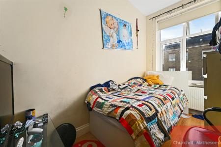 BCCHMAH - Flat 1, 109 High Street - Bedroom 2 (4).