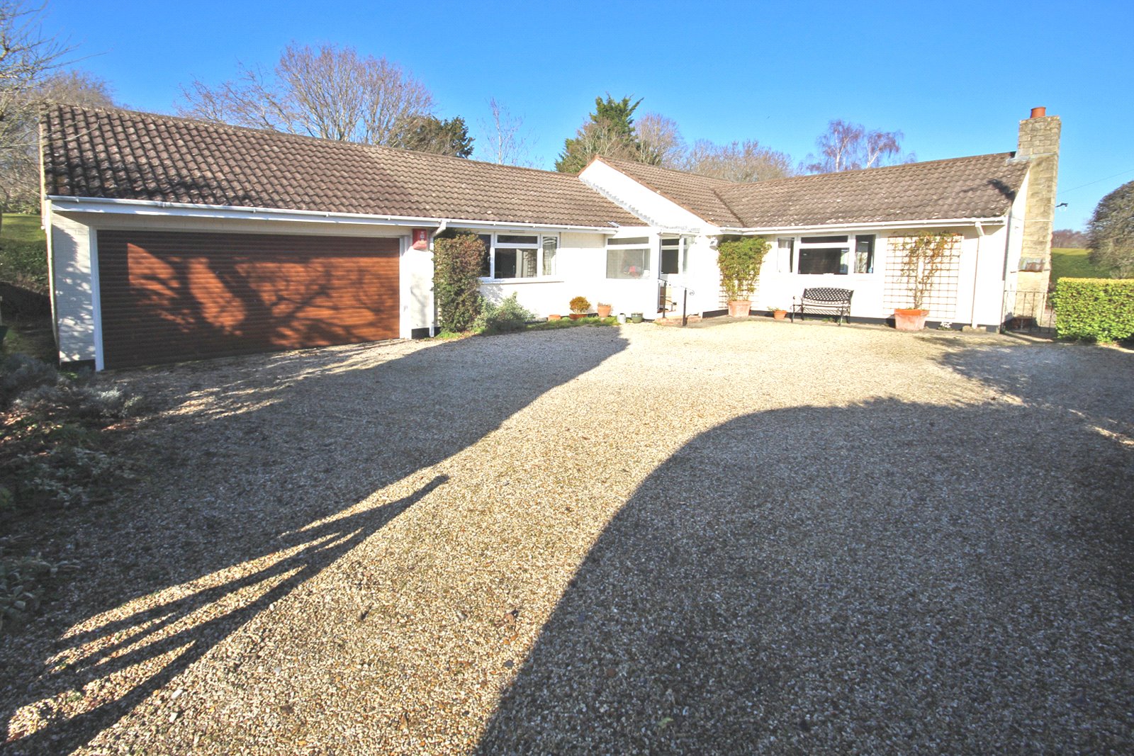 3 bedroom Detached Bungalow for sale in Lymington