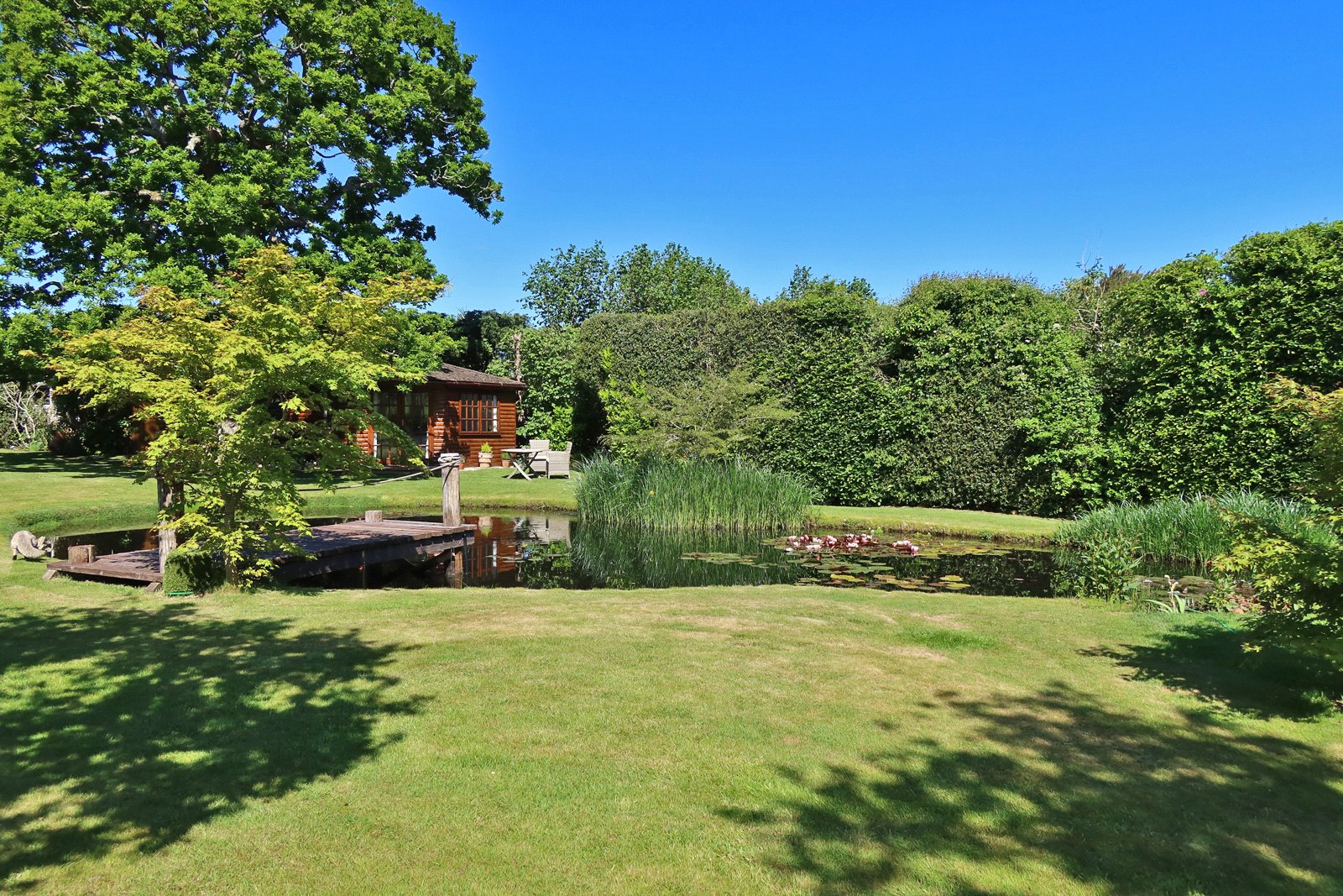 4 bedroom Detached Bungalow for sale in Lymington