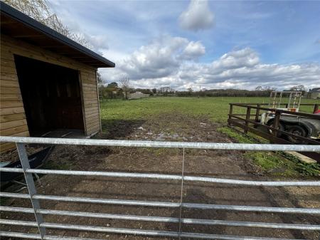 Paddock Entrance