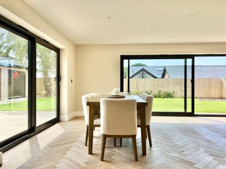 2b43d197-37c2-4a5a-b994-fd4400df643a