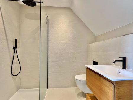 d4ebebf7-852a-4274-aac2-ba84c7562e7d