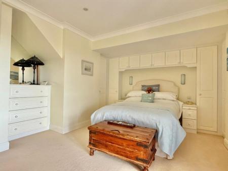 11f87600-a0de-45bf-9500-87d44c11d331