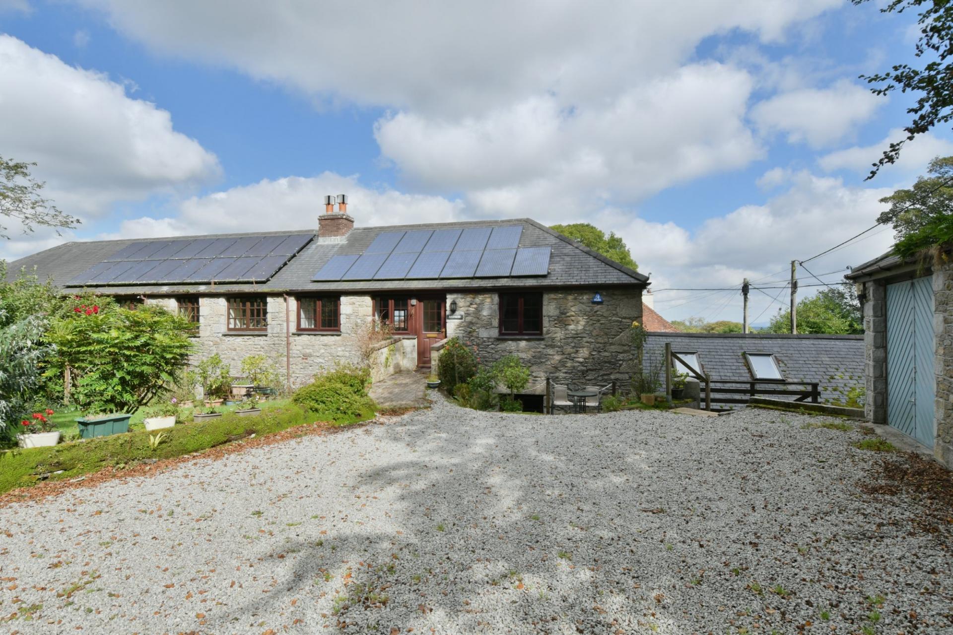 2 bedroom Cottage for sale in Penryn