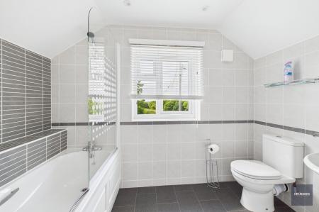 Main Bedroom Three En Suite