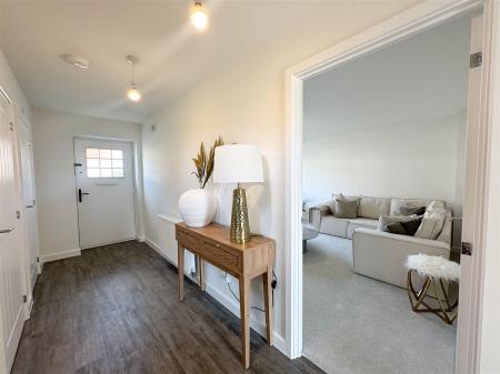 Plot 4 hallway.jpg