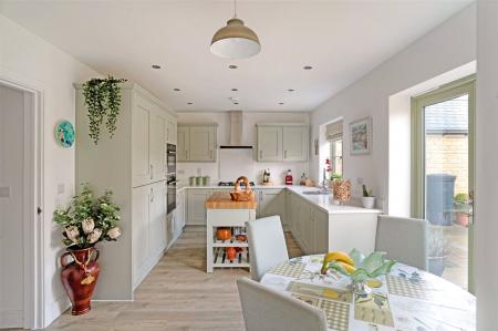 Kitchen/Dining Room