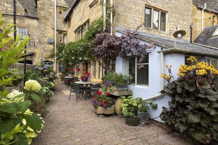 Courtyard Garden